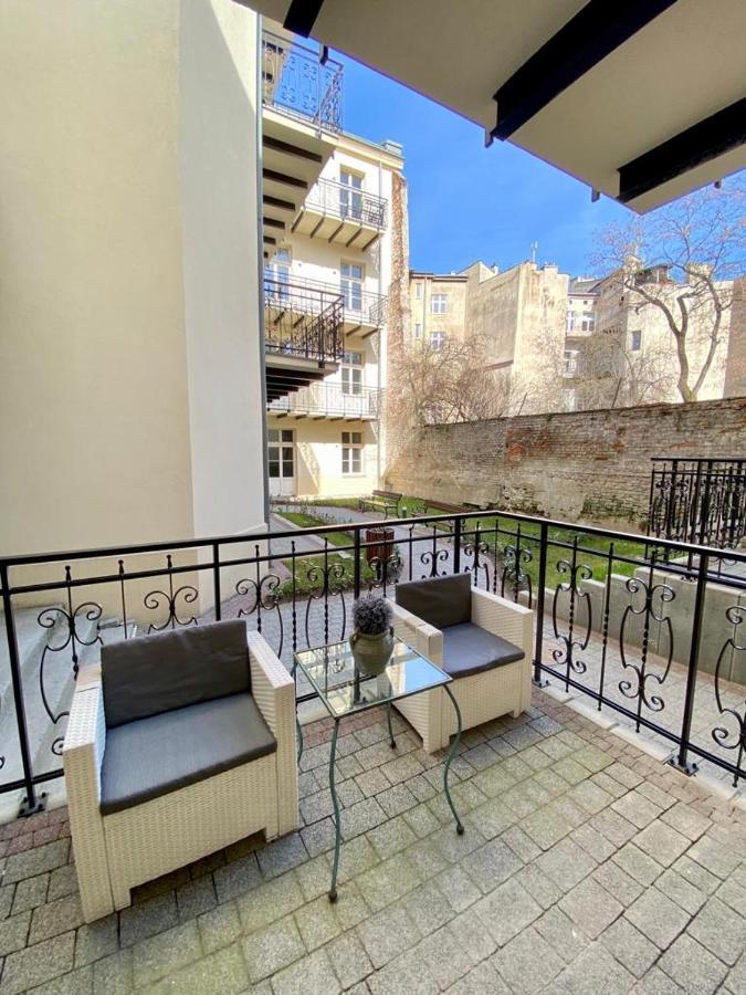 Luxury Panda Apartment In Old Town كراكوفيا المظهر الخارجي الصورة